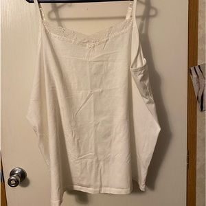 4X NWOT WHITE TANK TOP WITH LACE